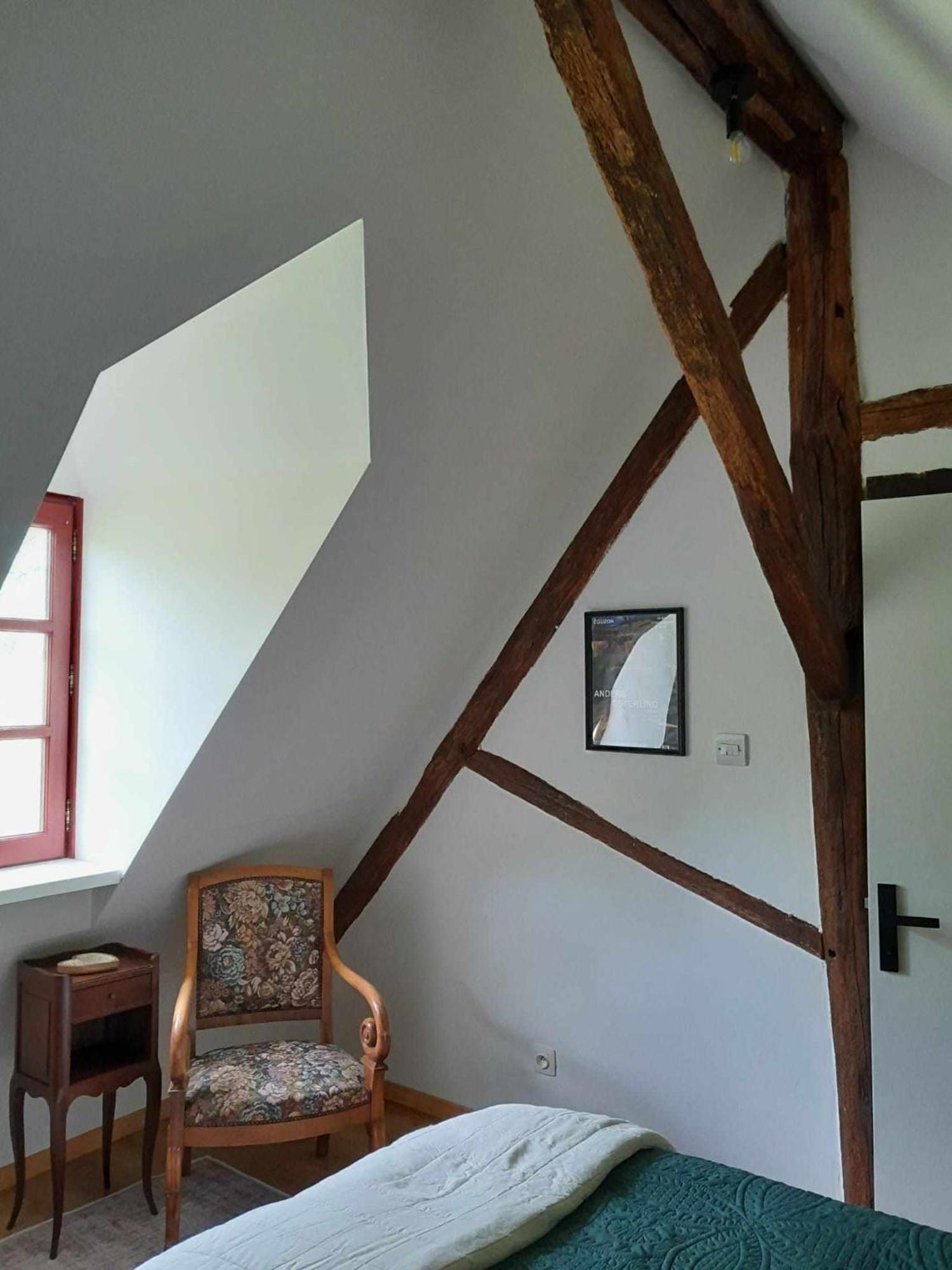 Gite "La Petite" Saint-Benoit-du-Sault Exteriér fotografie
